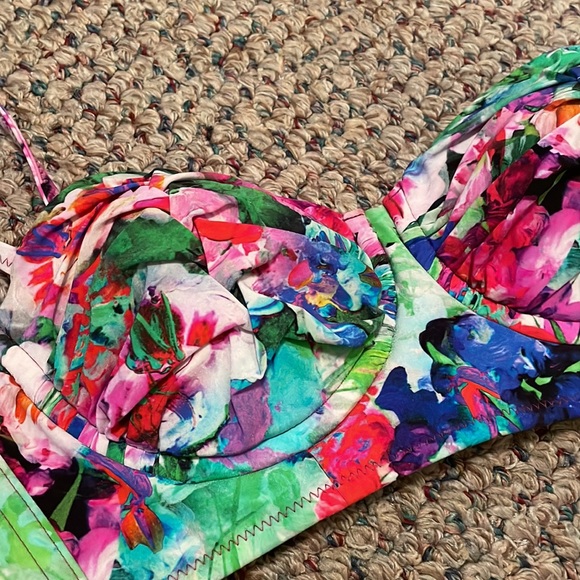Floral bikini top - Picture 2 of 10